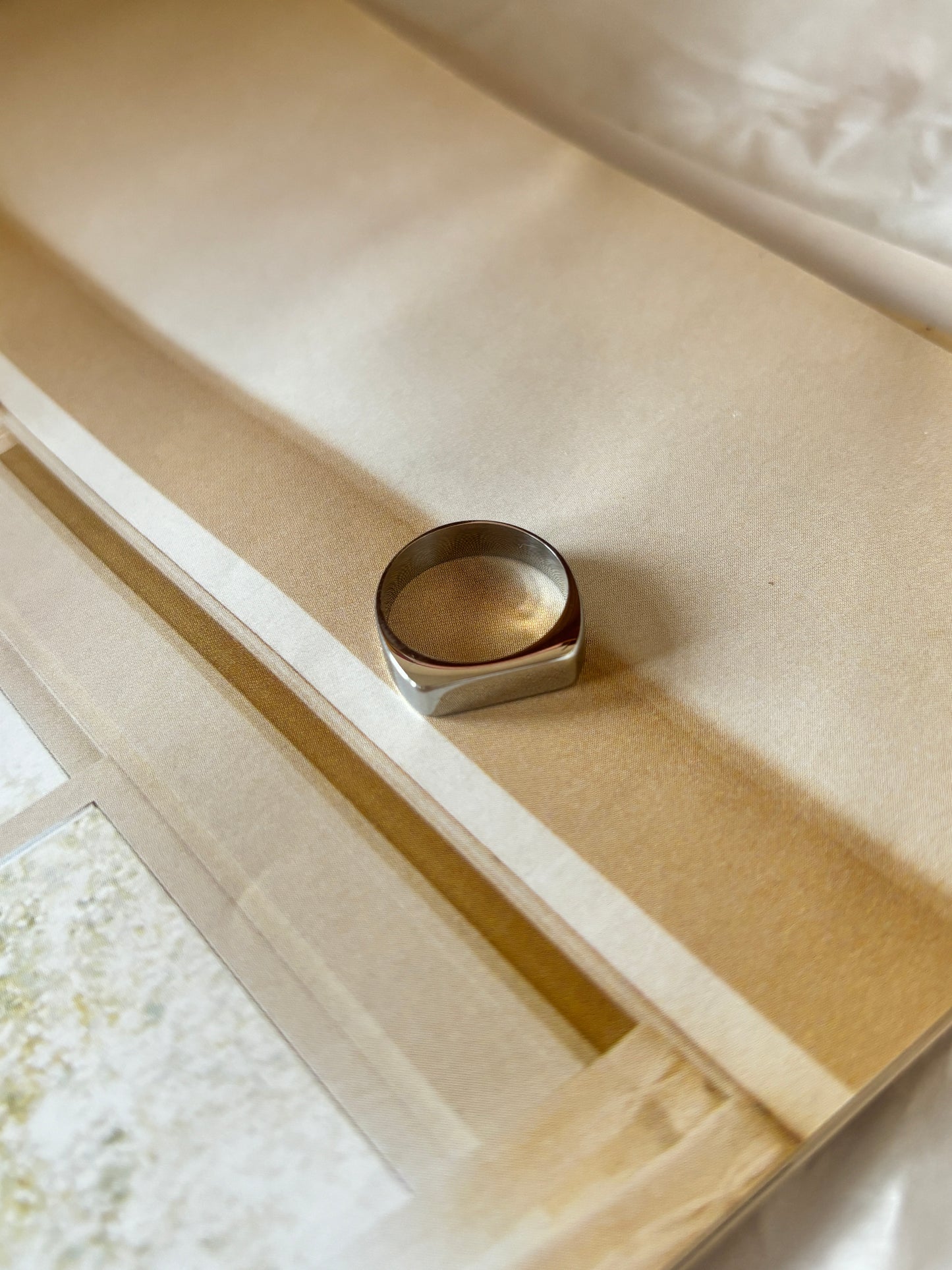 Anillo Minimalist