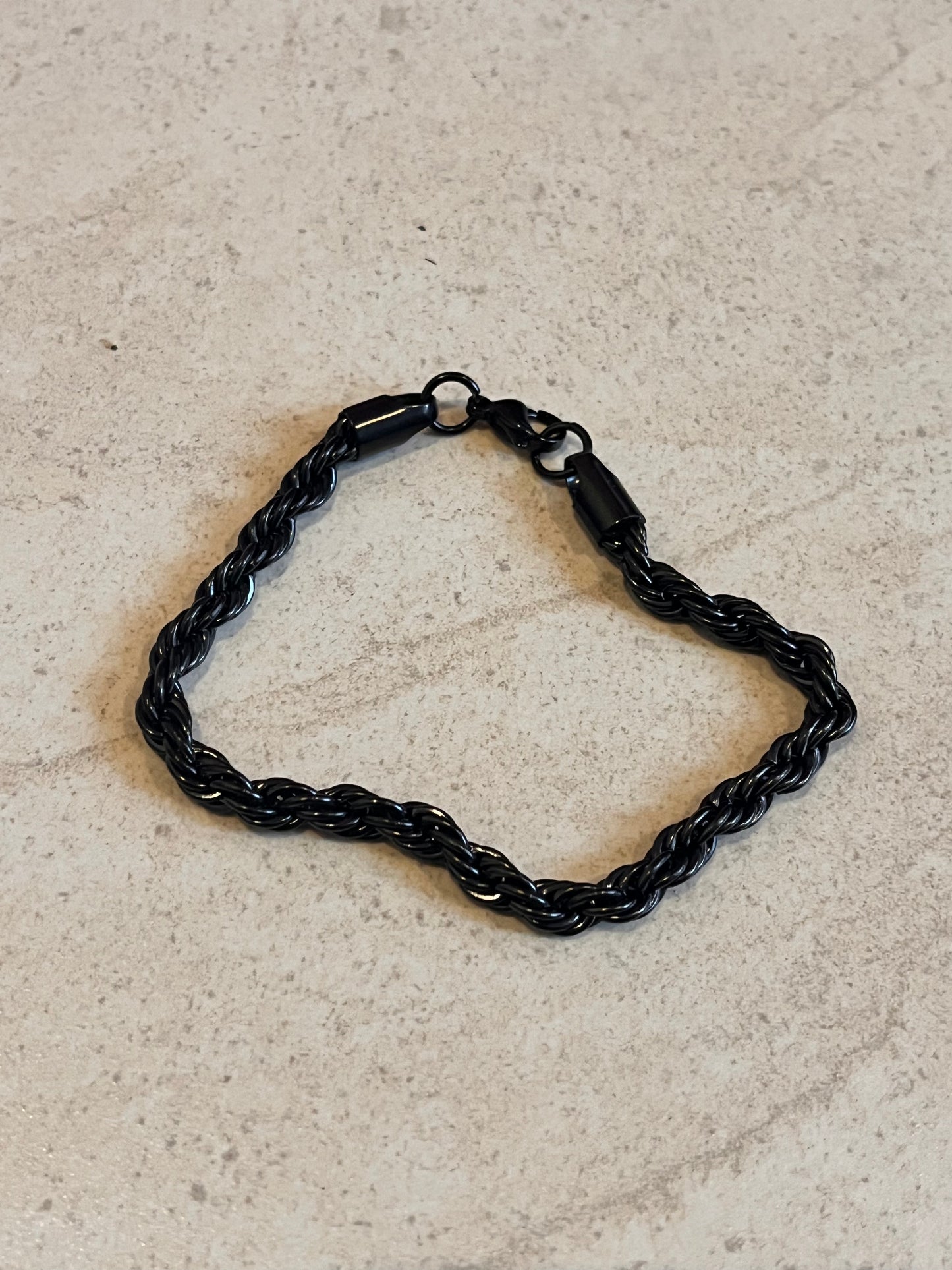 Pulsera caballero torsal negra